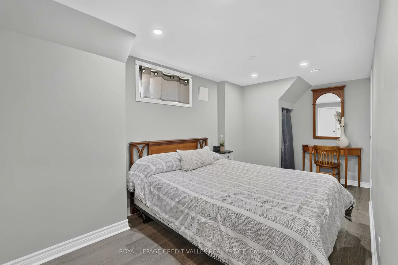 80, Cornwall, Brampton East, Brampton