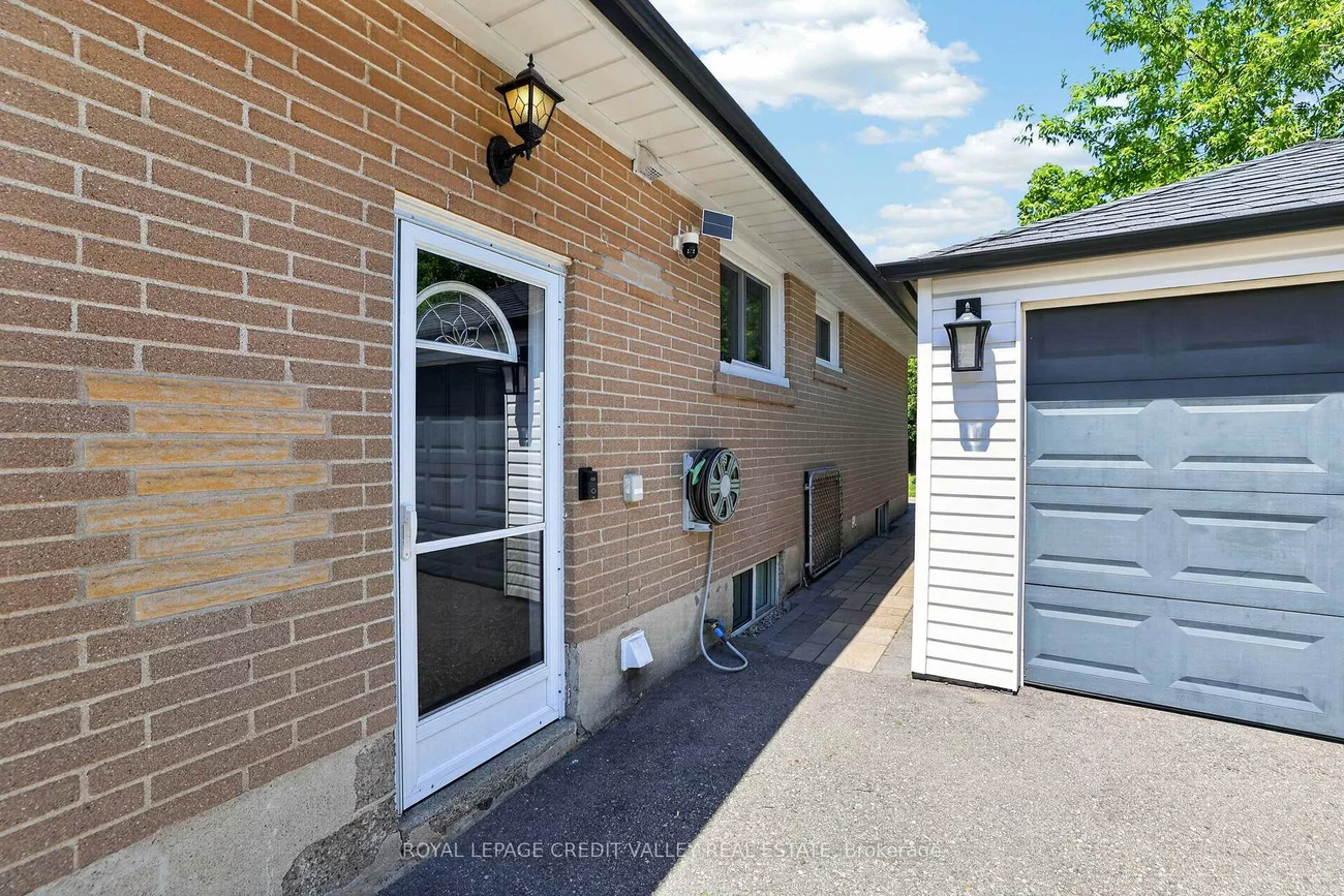 80, Cornwall, Brampton East, Brampton