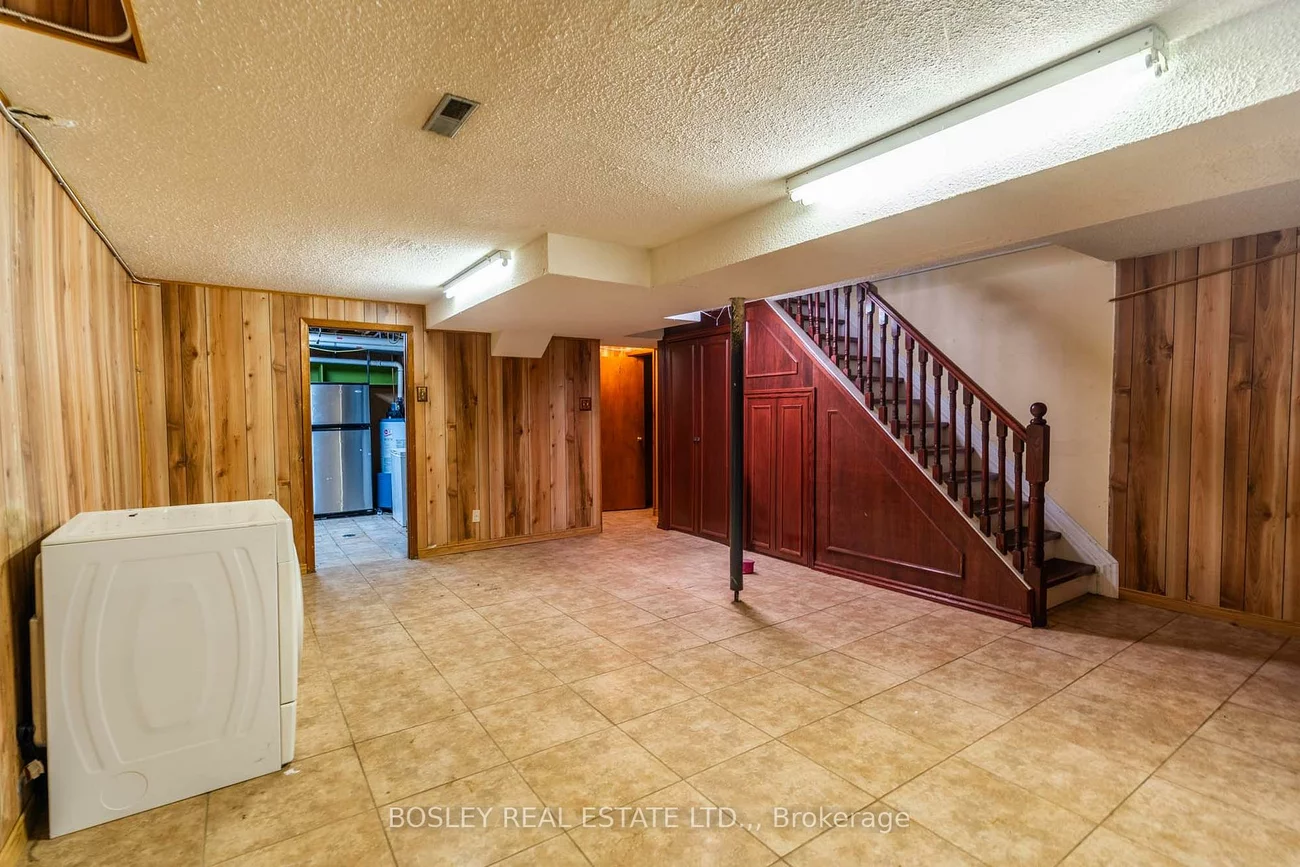 6, Floribunda, Bramalea West Industrial, Brampton