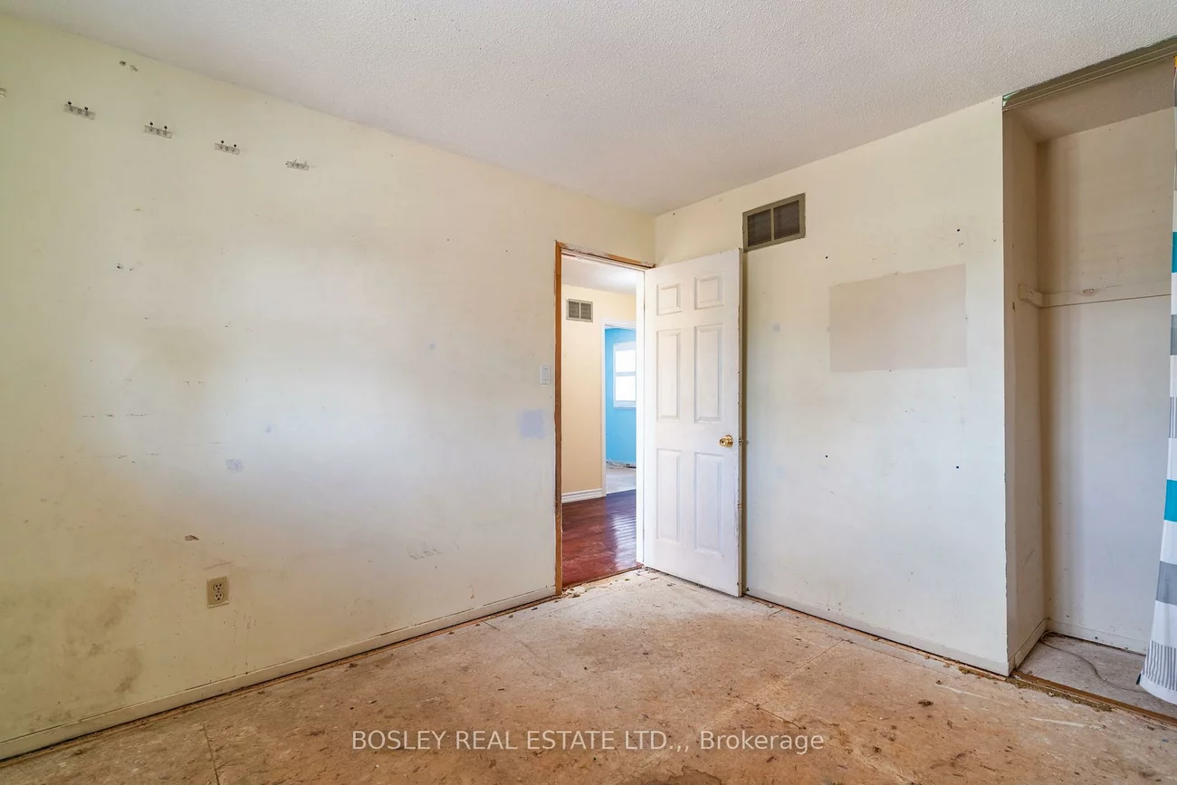 6, Floribunda, Bramalea West Industrial, Brampton