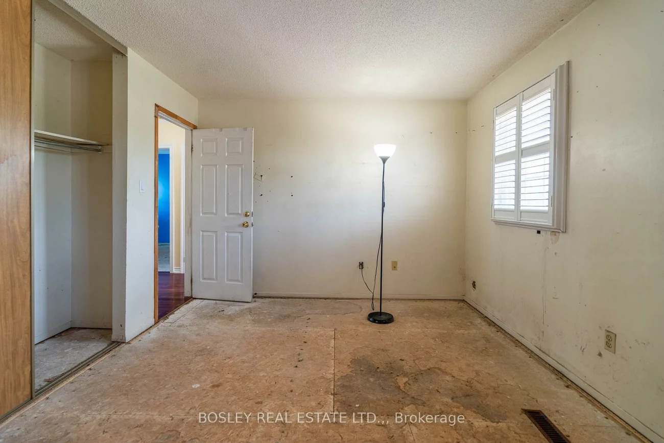 6, Floribunda, Bramalea West Industrial, Brampton