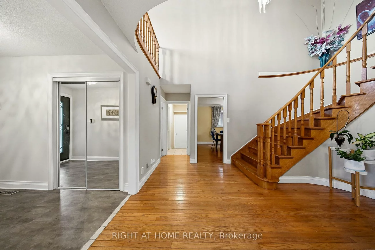 29, Sunforest, Heart Lake West, Brampton
