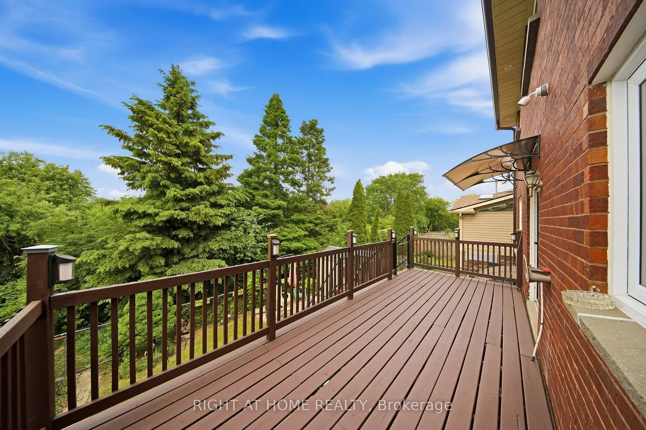 29, Sunforest, Heart Lake West, Brampton