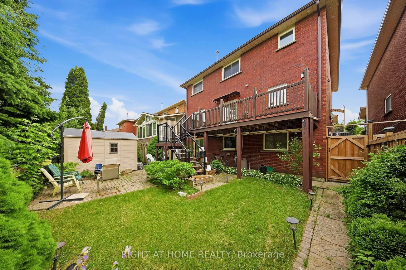 29, Sunforest, Heart Lake West, Brampton