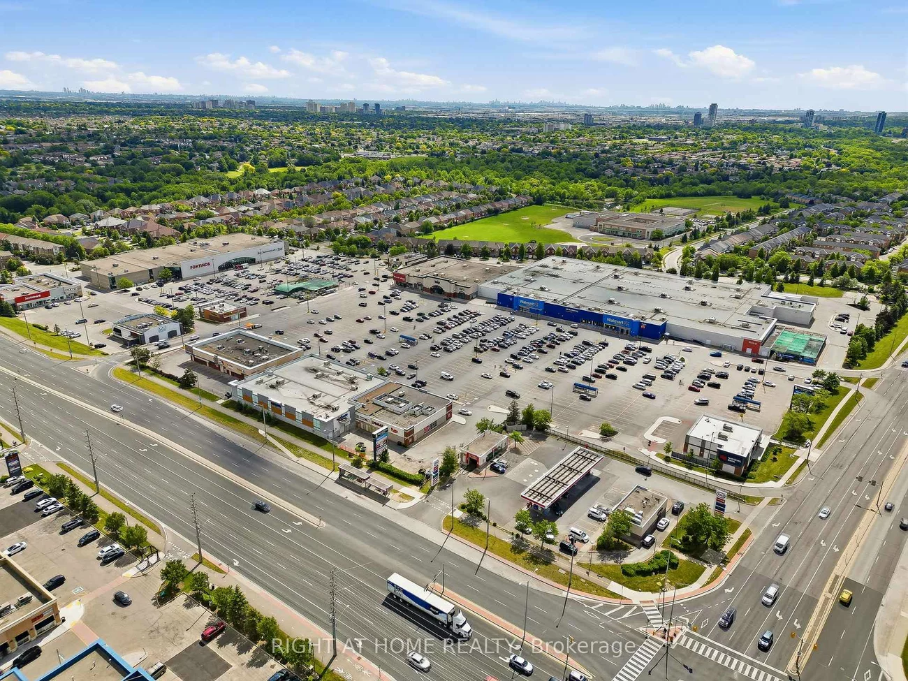 29, Sunforest, Heart Lake West, Brampton
