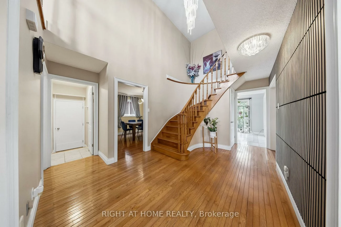 29, Sunforest, Heart Lake West, Brampton
