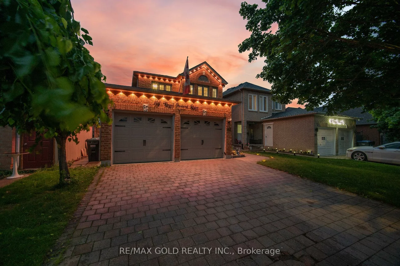 143, Royal Orchard, Brampton West, Brampton