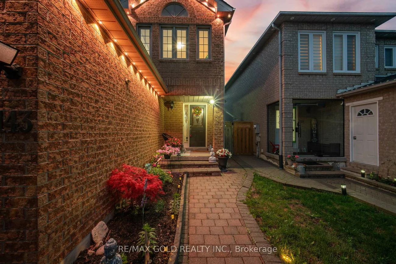 143, Royal Orchard, Brampton West, Brampton