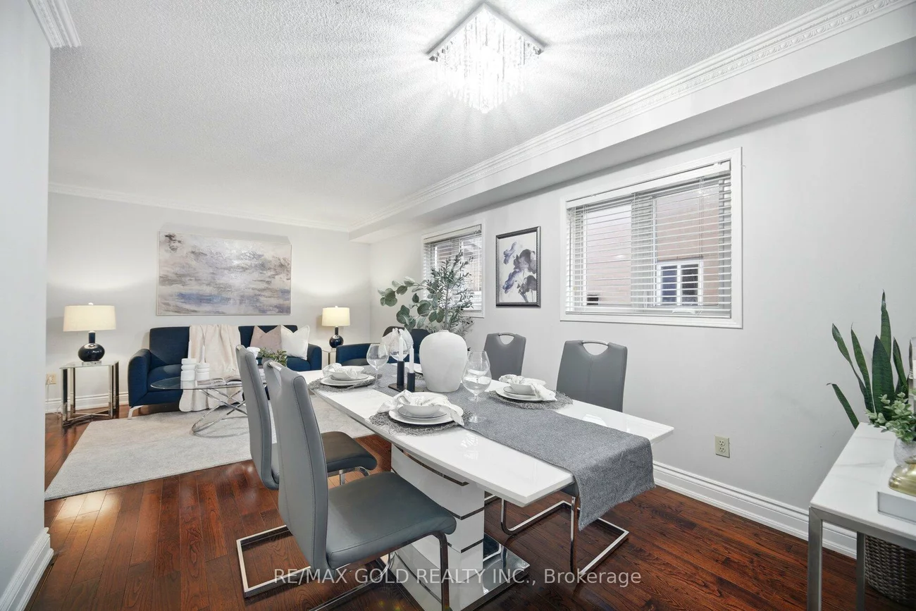 143, Royal Orchard, Brampton West, Brampton