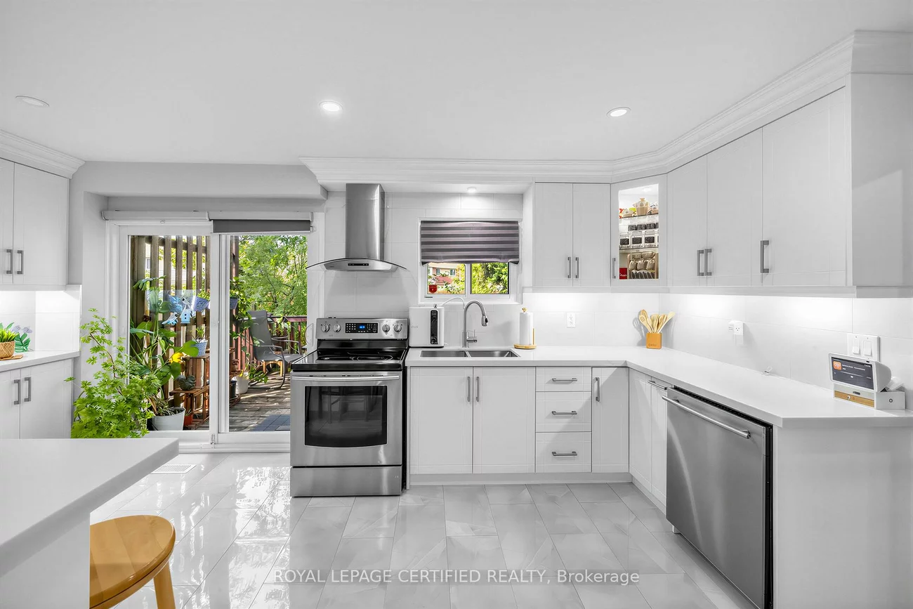 22, Borden Hill, Central Park, Brampton