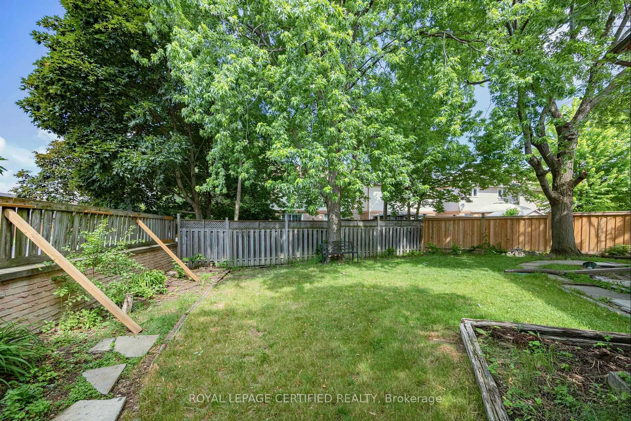 22, Borden Hill, Central Park, Brampton