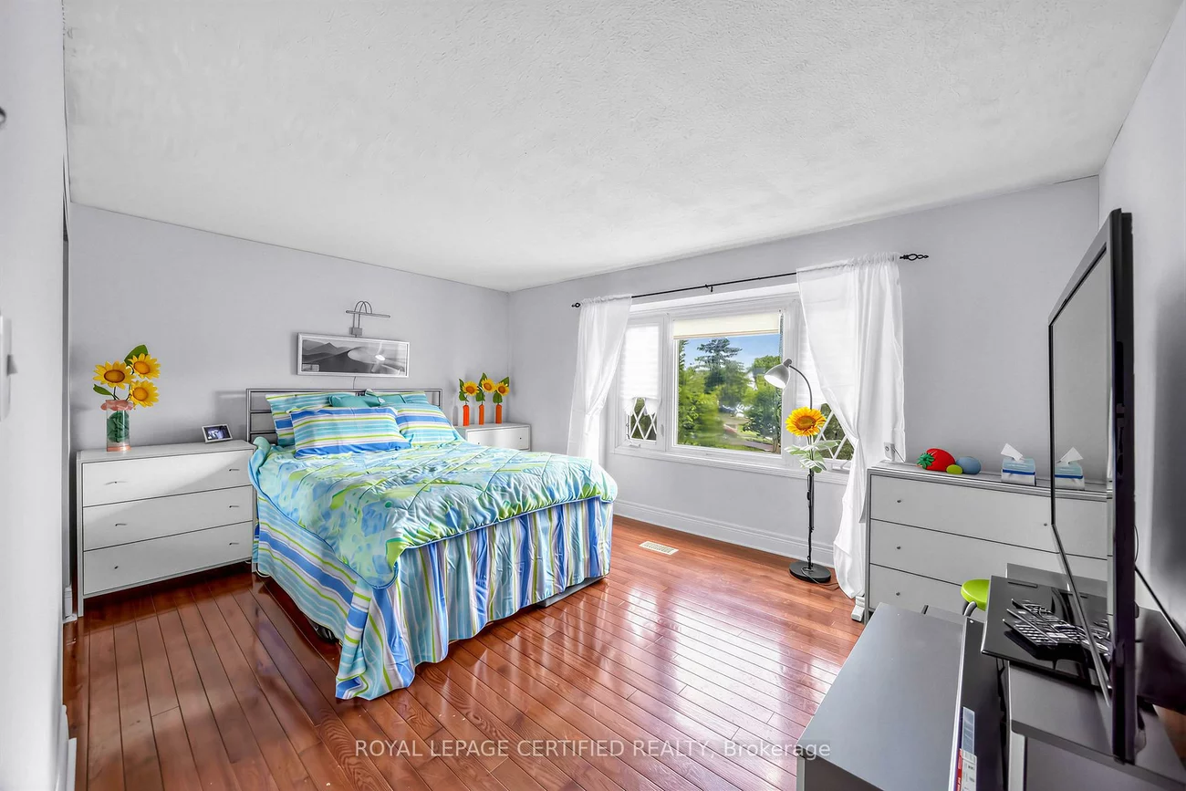 22, Borden Hill, Central Park, Brampton