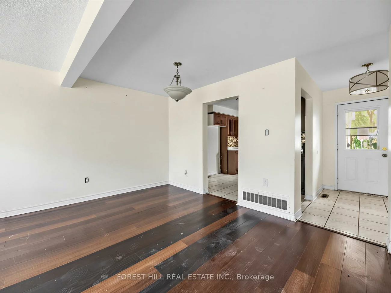 61, Royal Salisbury, Madoc, Brampton