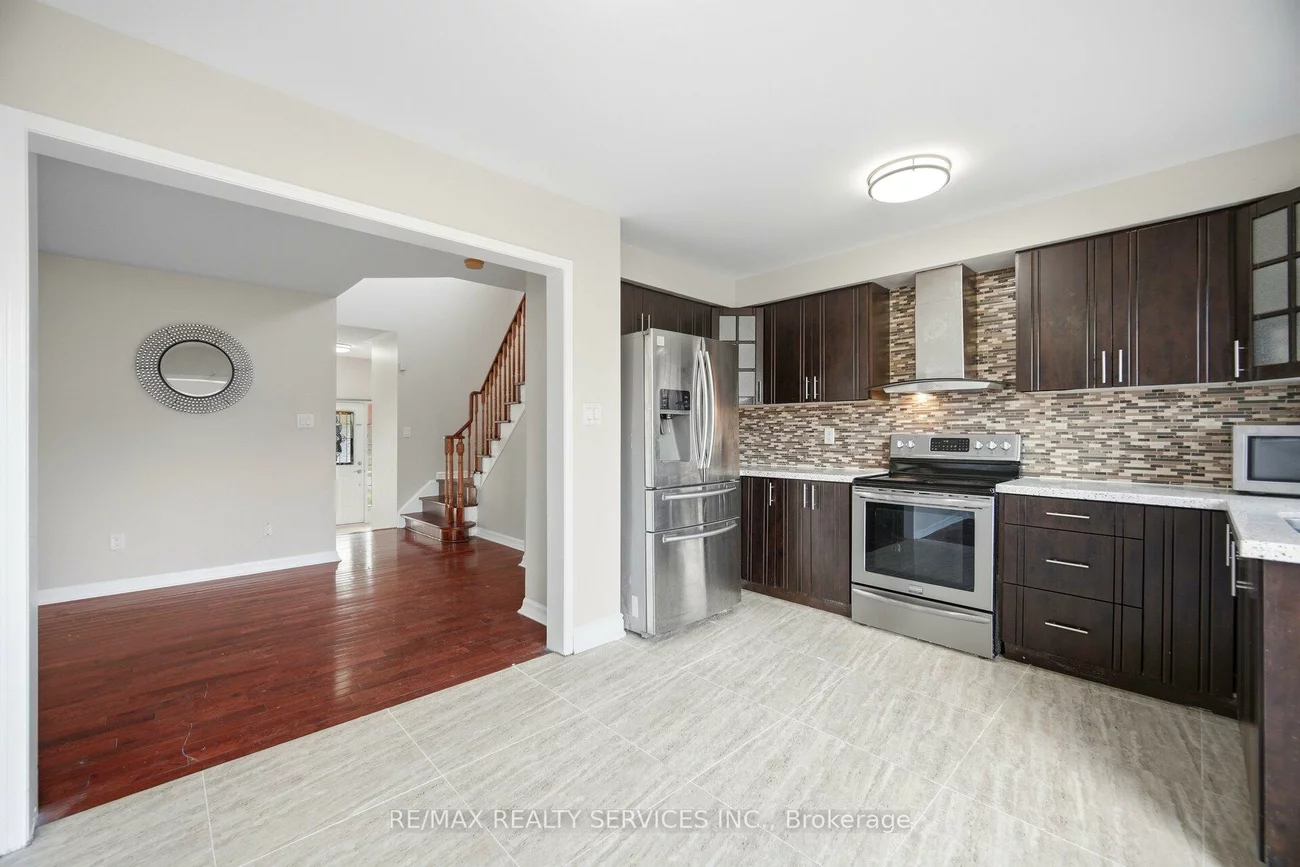249, Sunny Meadow, Sandringham-Wellington, Brampton