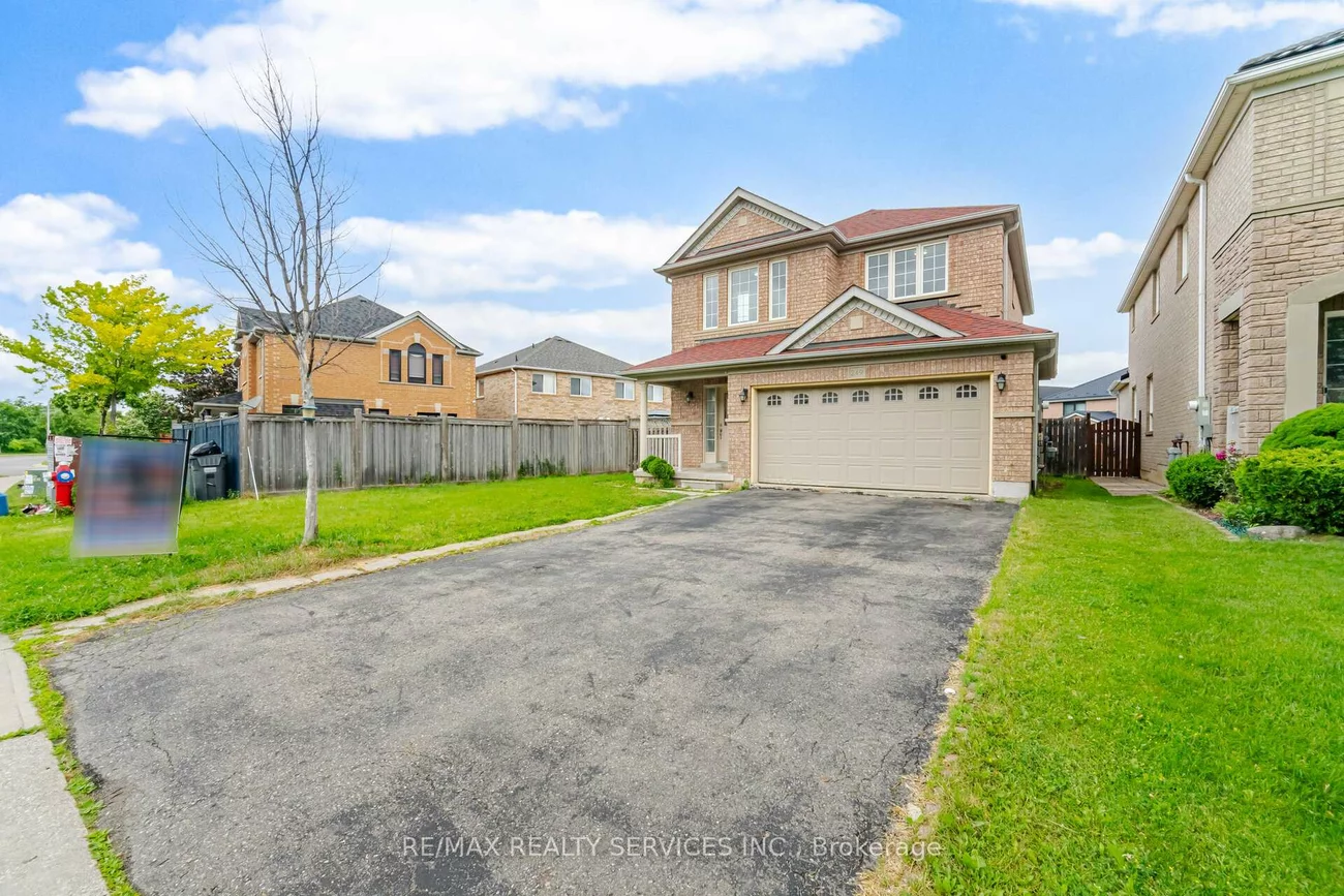 249, Sunny Meadow, Sandringham-Wellington, Brampton