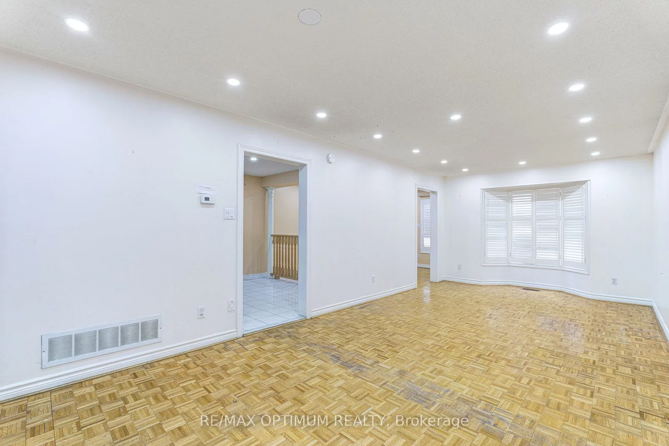 35, Wildberry, Sandringham-Wellington, Brampton