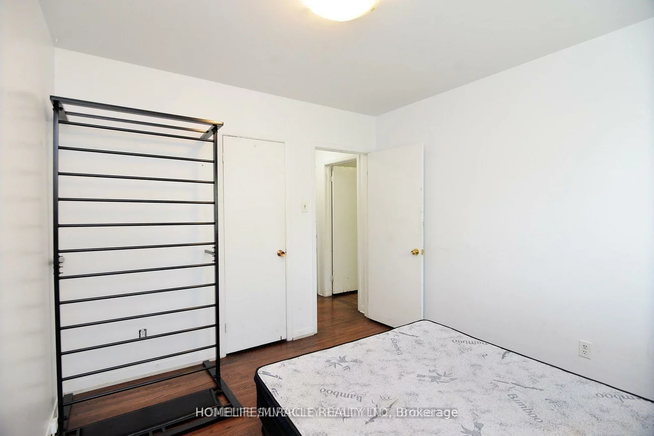 88, Ardglen, Bram East, Brampton