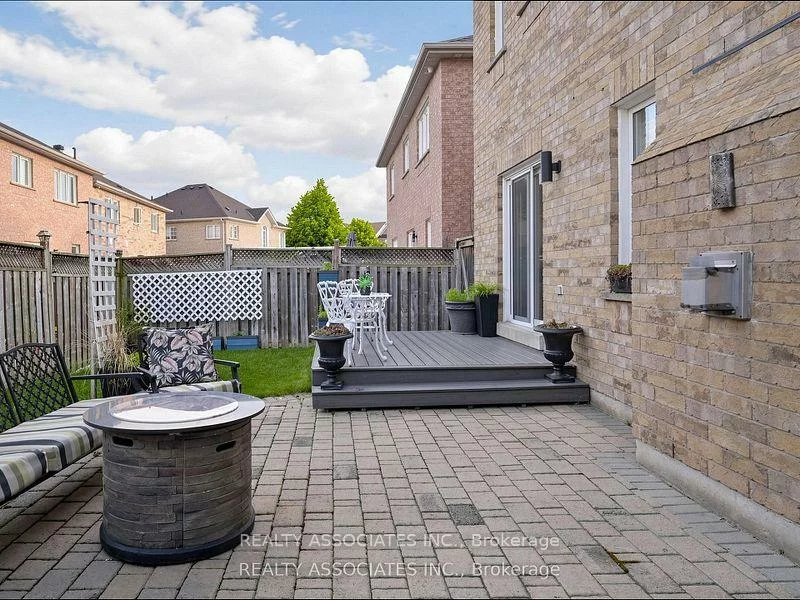 44, Shining Willow, Bram East, Brampton