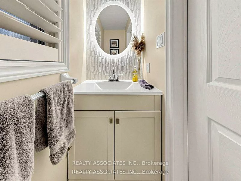 44, Shining Willow, Bram East, Brampton