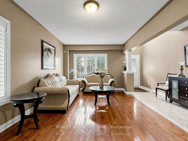 44, Shining Willow, Bram East, Brampton