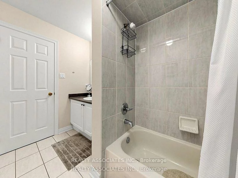 44, Shining Willow, Bram East, Brampton