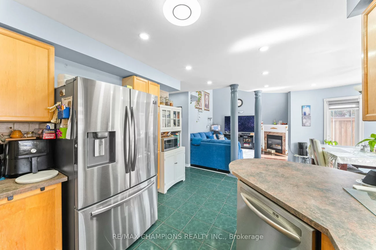 3, Fiddleneck, Sandringham-Wellington, Brampton