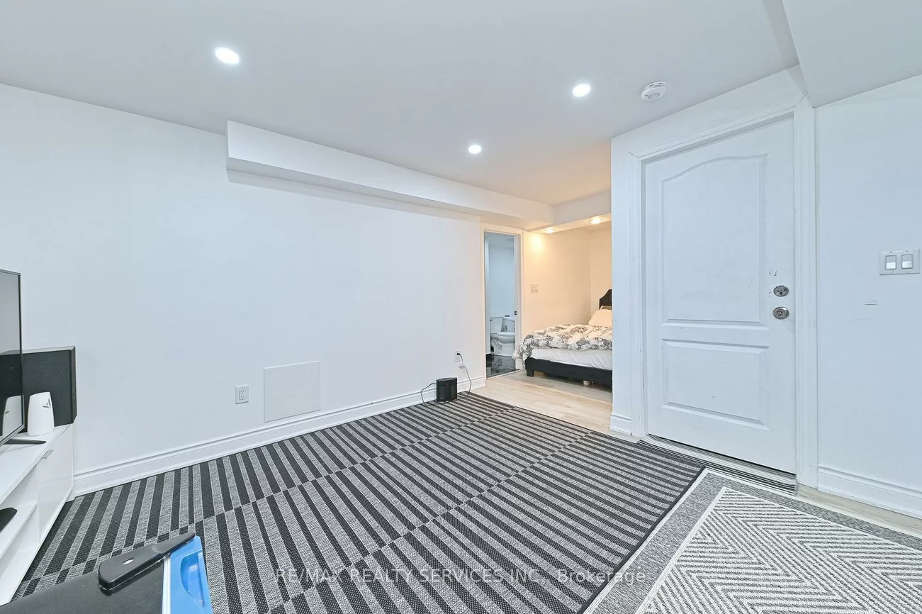 56, Mullis, Fletcher's West, Brampton