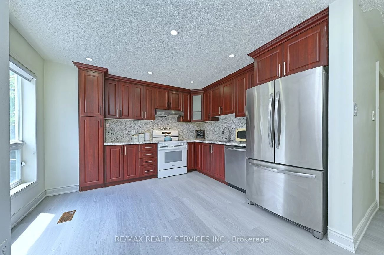 56, Mullis, Fletcher's West, Brampton