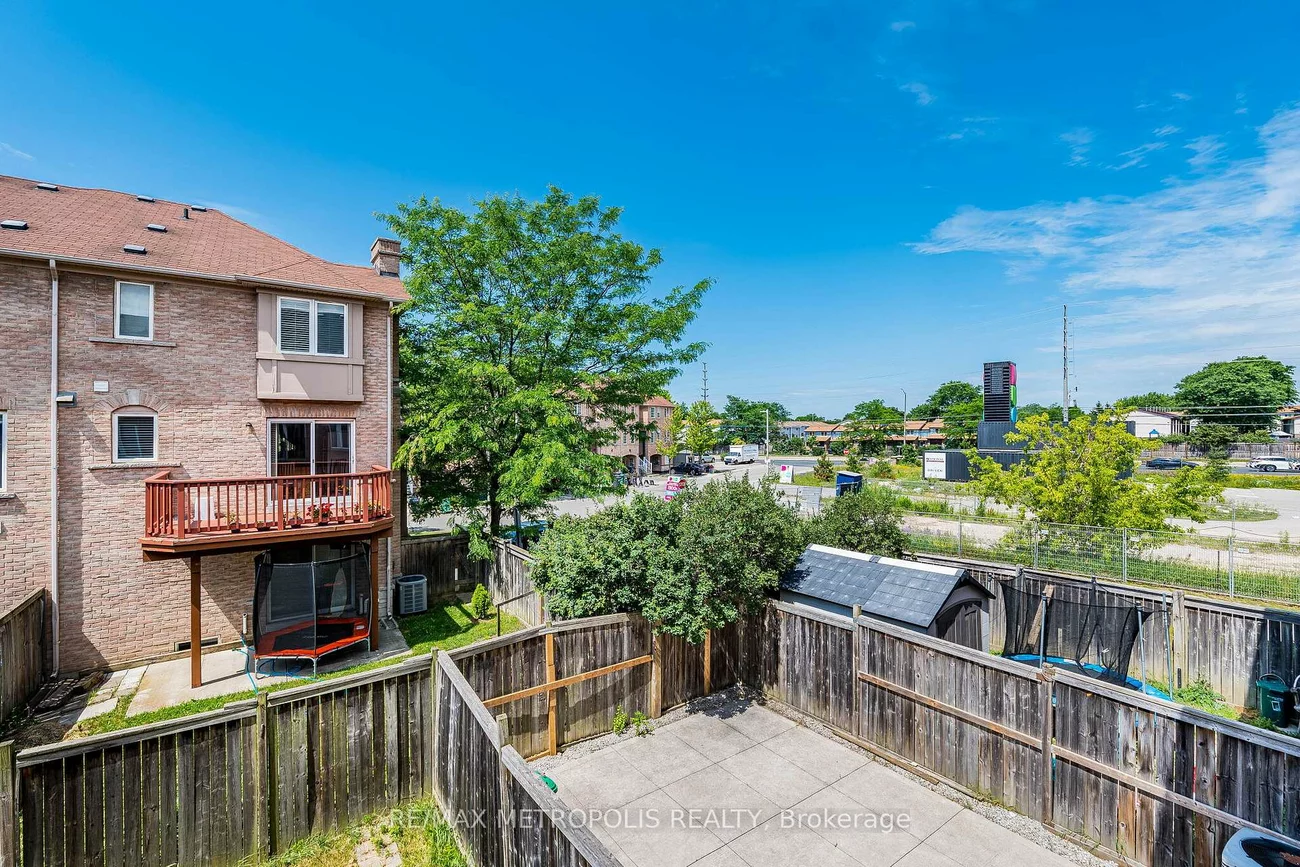 26, Beeston, Fletcher's Creek South, Brampton