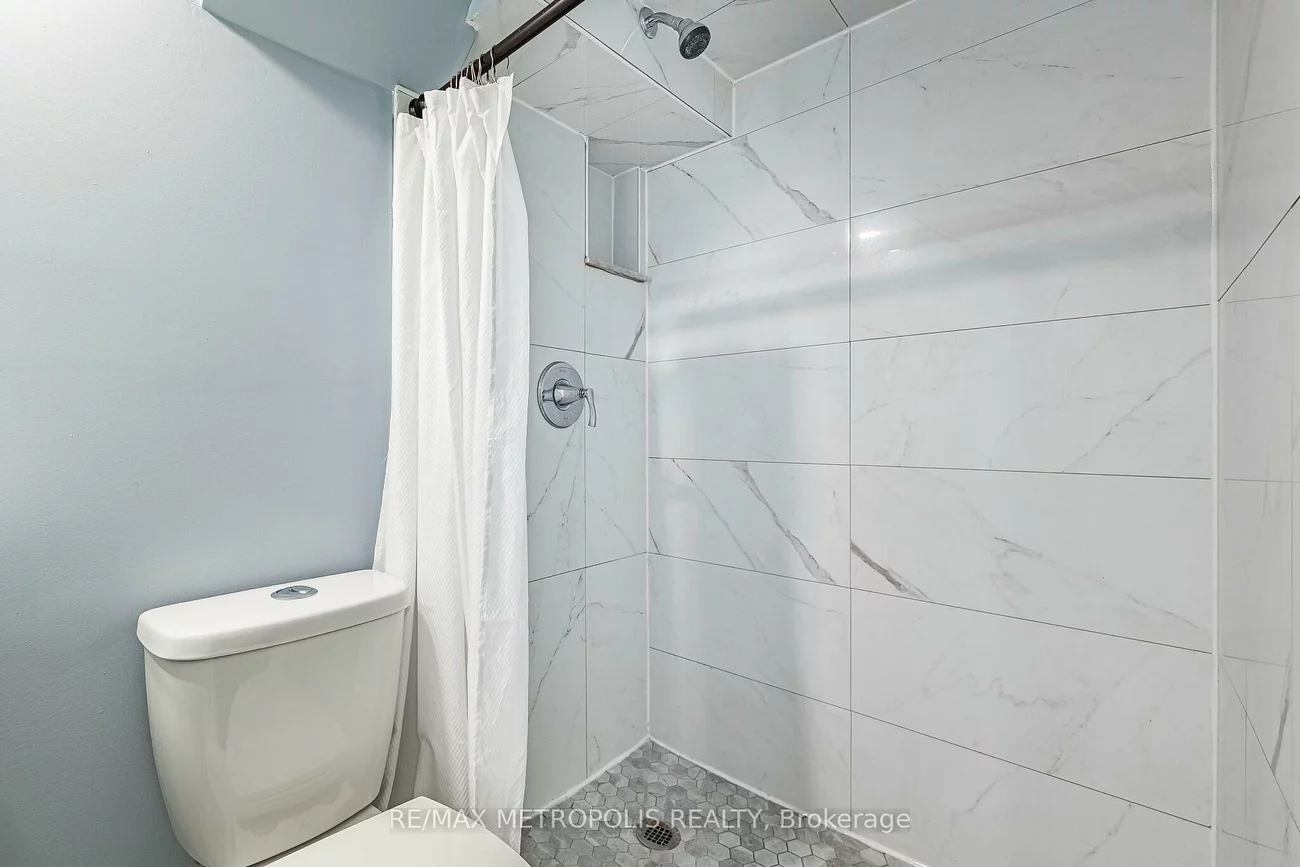 26, Beeston, Fletcher's Creek South, Brampton