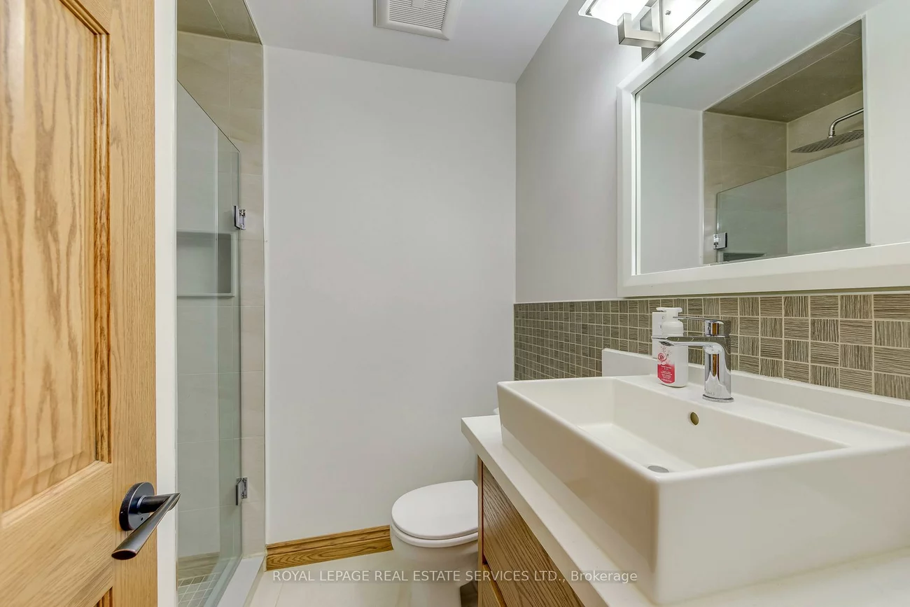 14, Governor Grove, Brampton South, Brampton