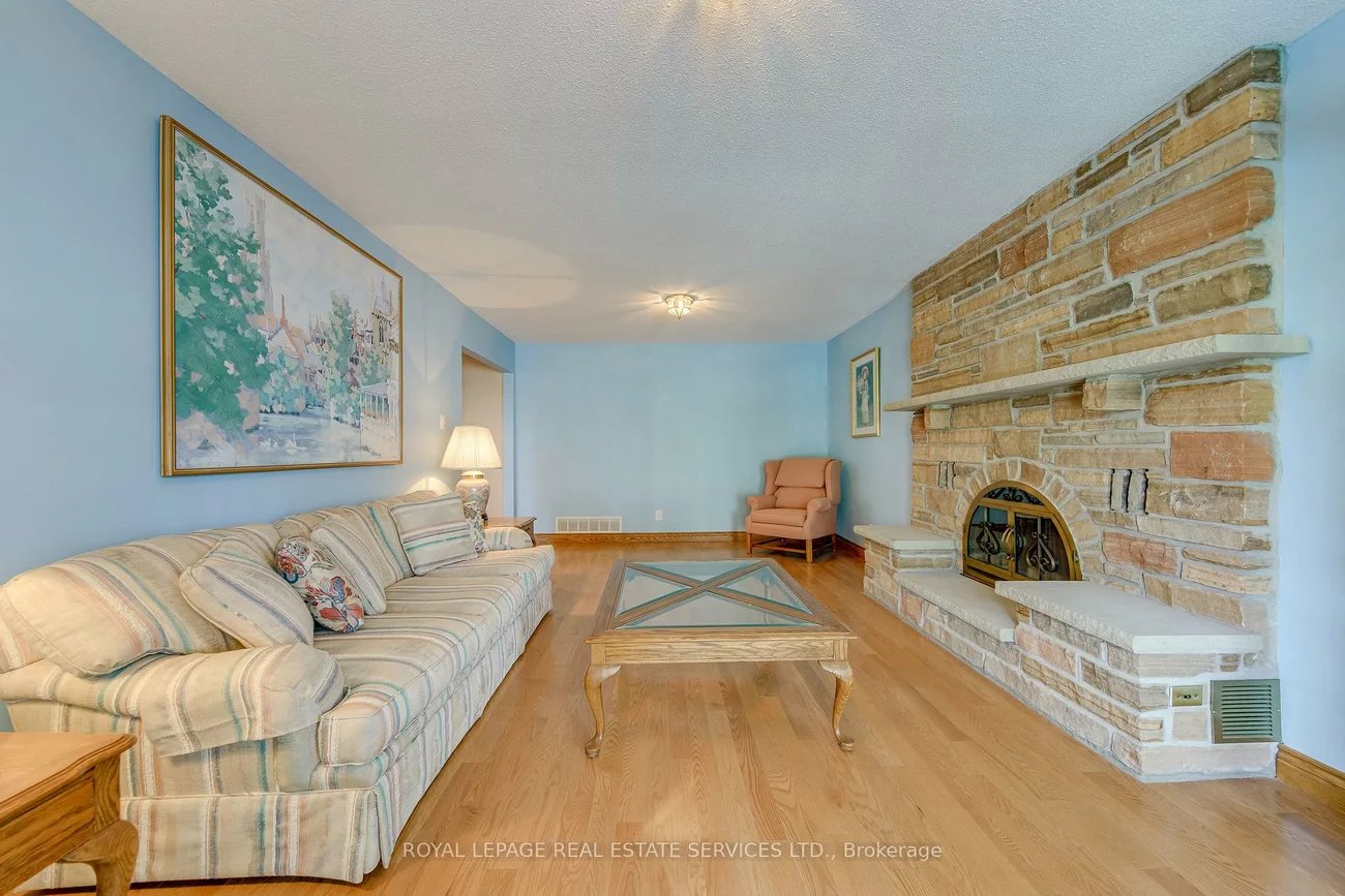 14, Governor Grove, Brampton South, Brampton