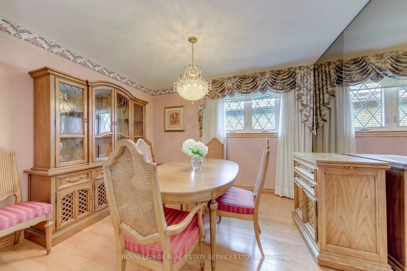 14, Governor Grove, Brampton South, Brampton
