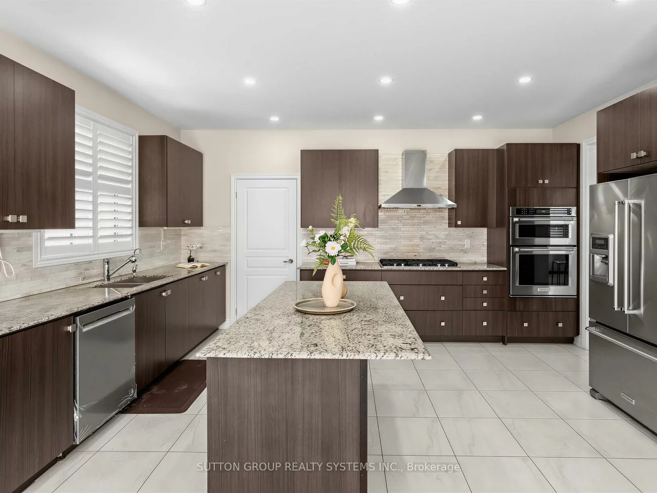 14, Cirillo, Credit Valley, Brampton