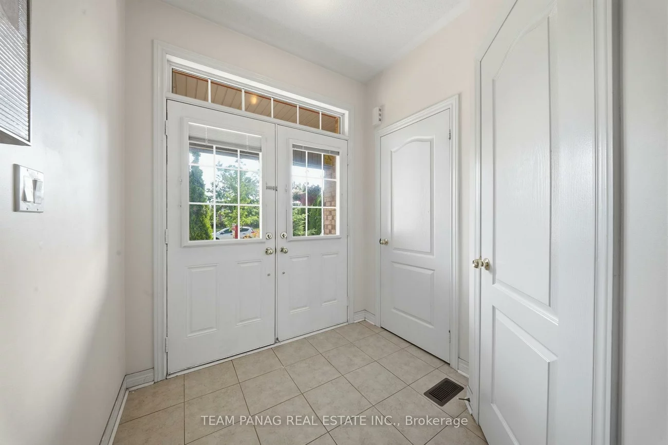 31, Lorenzo, Sandringham-Wellington, Brampton