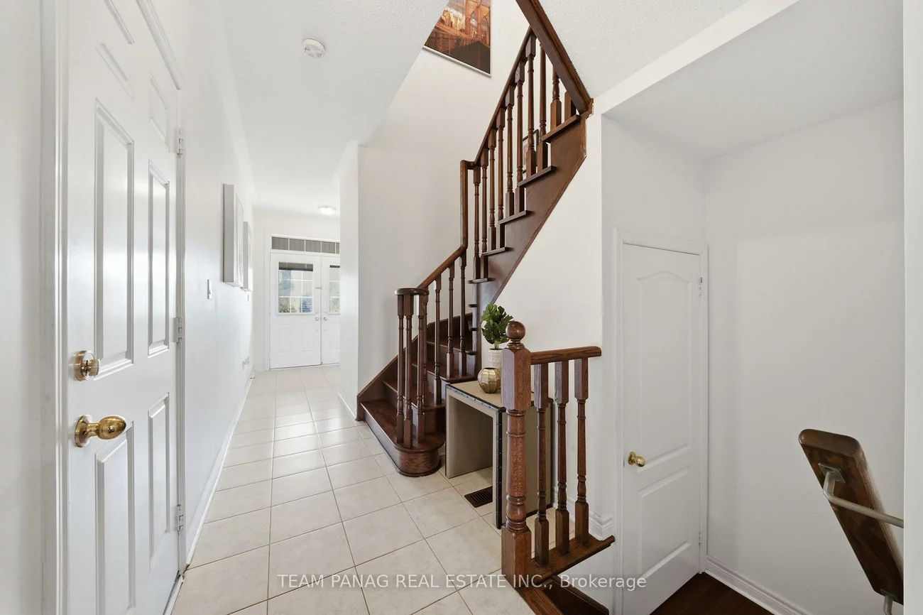 31, Lorenzo, Sandringham-Wellington, Brampton