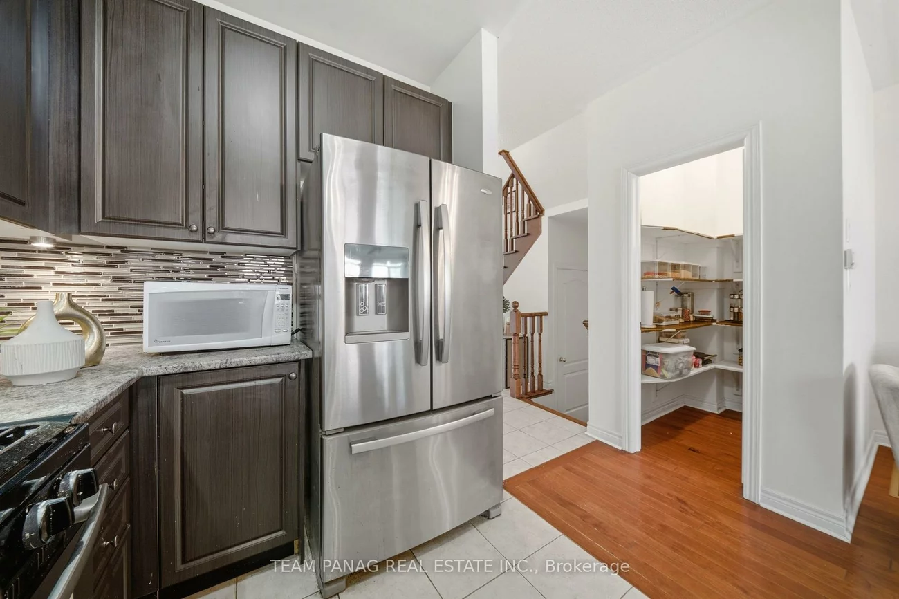 31, Lorenzo, Sandringham-Wellington, Brampton