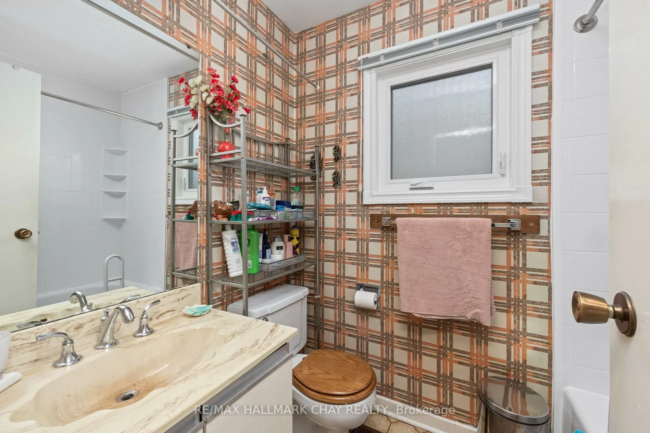125, Royal Palm, Heart Lake East, Brampton