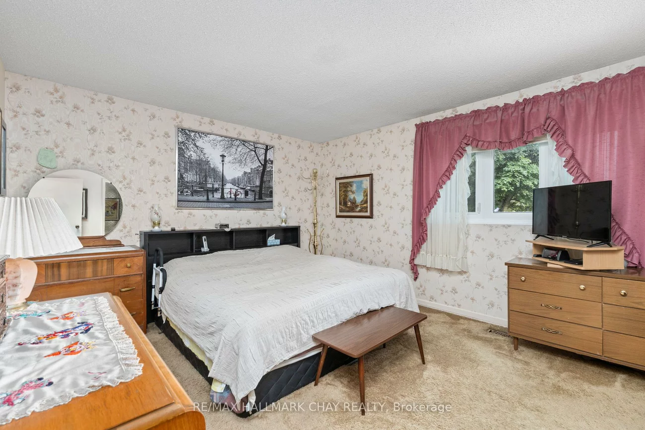 125, Royal Palm, Heart Lake East, Brampton