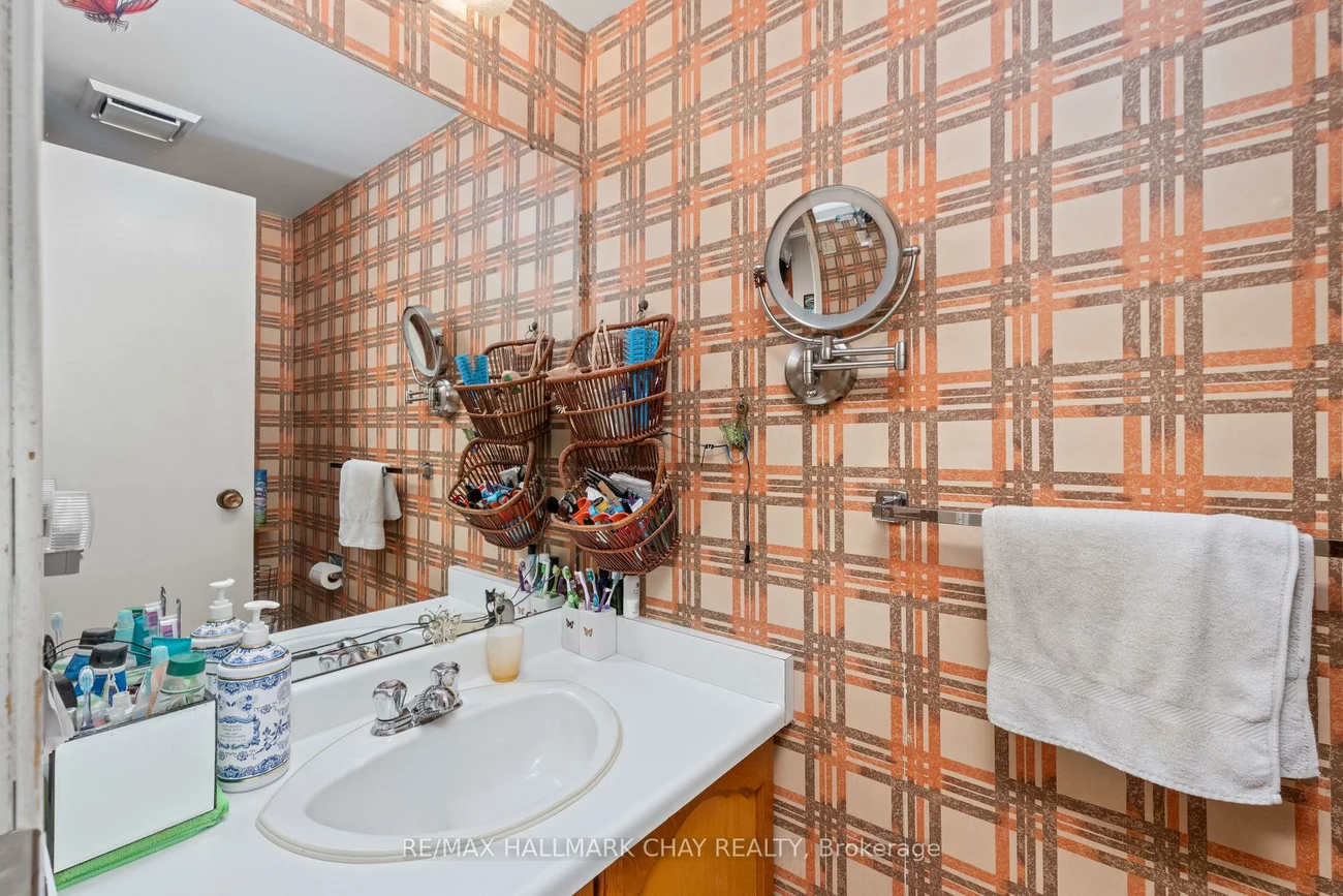 125, Royal Palm, Heart Lake East, Brampton