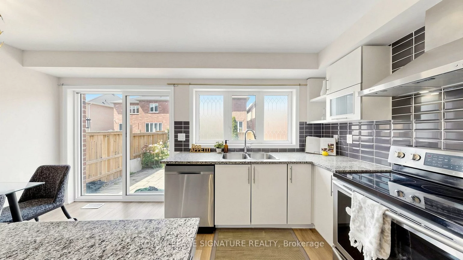 492, Queen Mary, Northwest Brampton, Brampton