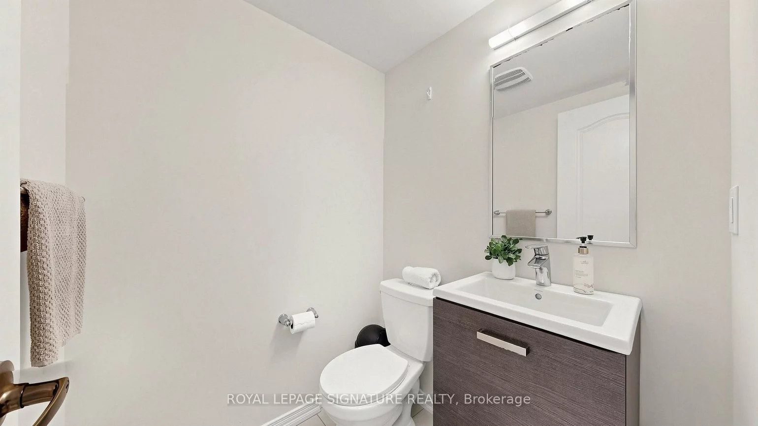 492, Queen Mary, Northwest Brampton, Brampton