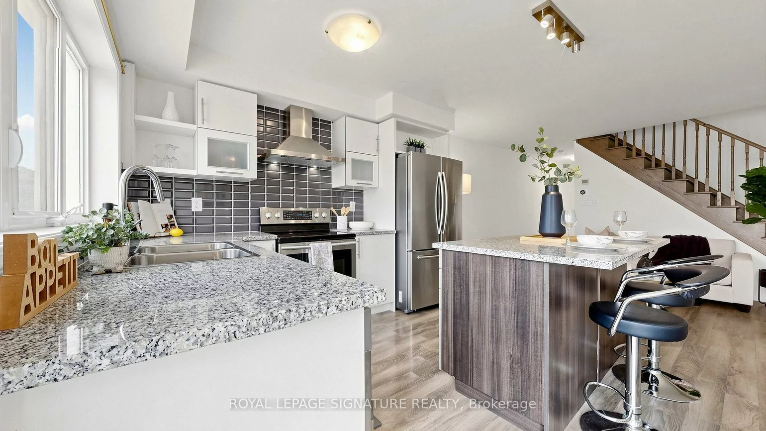 492, Queen Mary, Northwest Brampton, Brampton