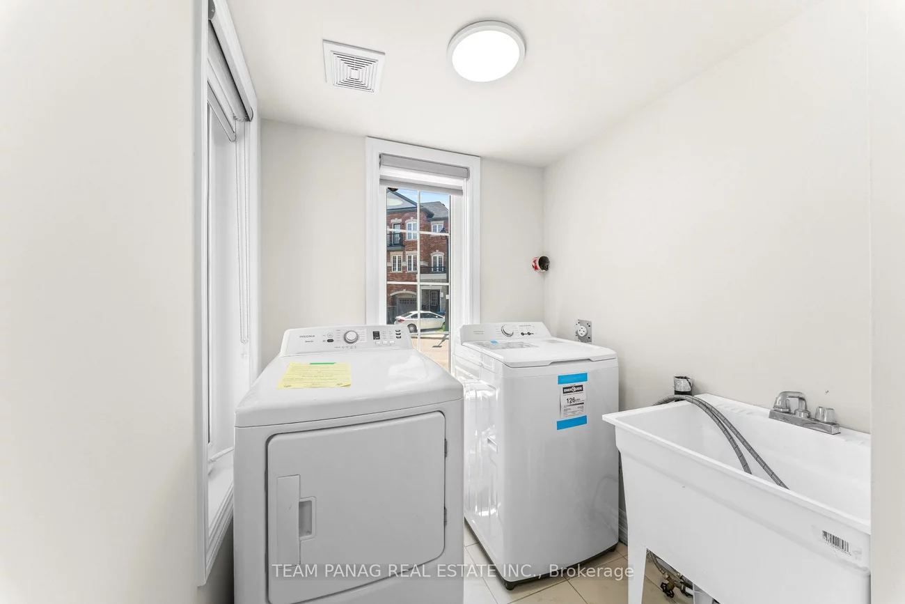 16, Rabbit Run, Heart Lake East, Brampton