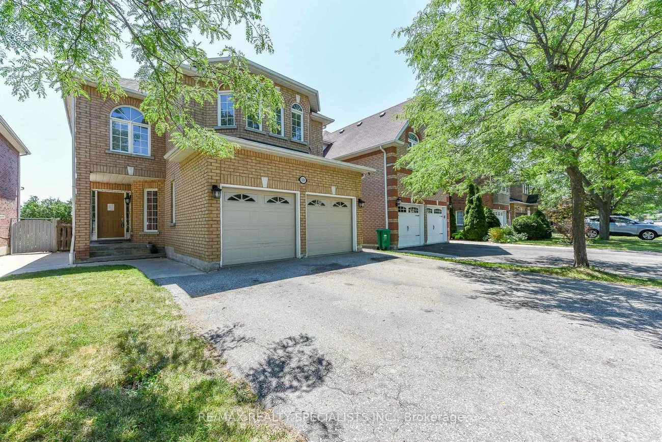10, Sweet Briar, Snelgrove, Brampton