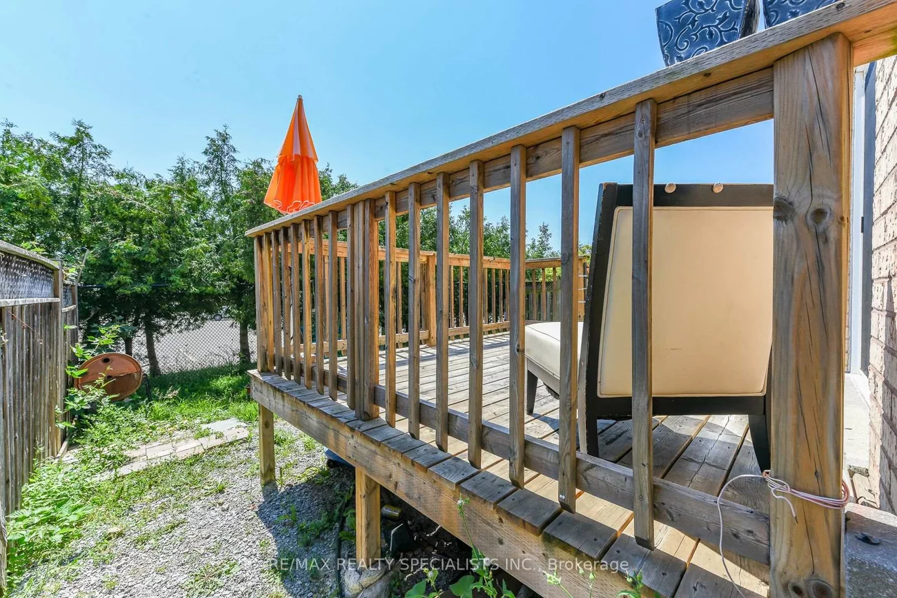 10, Sweet Briar, Snelgrove, Brampton