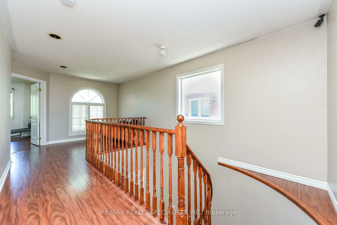 10, Sweet Briar, Snelgrove, Brampton