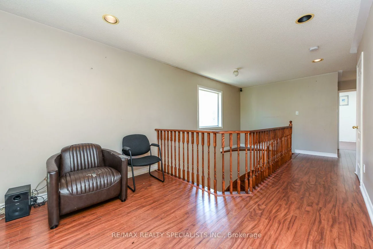 10, Sweet Briar, Snelgrove, Brampton