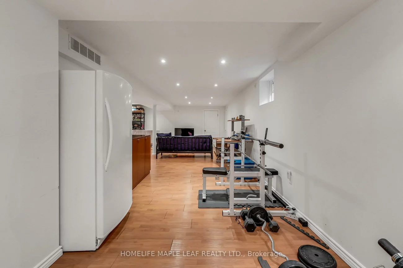 14, Manitou, Central Park, Brampton