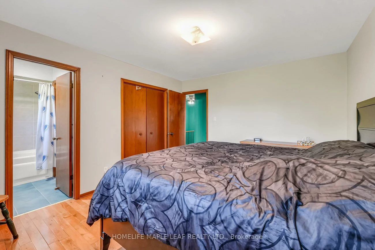 14, Manitou, Central Park, Brampton
